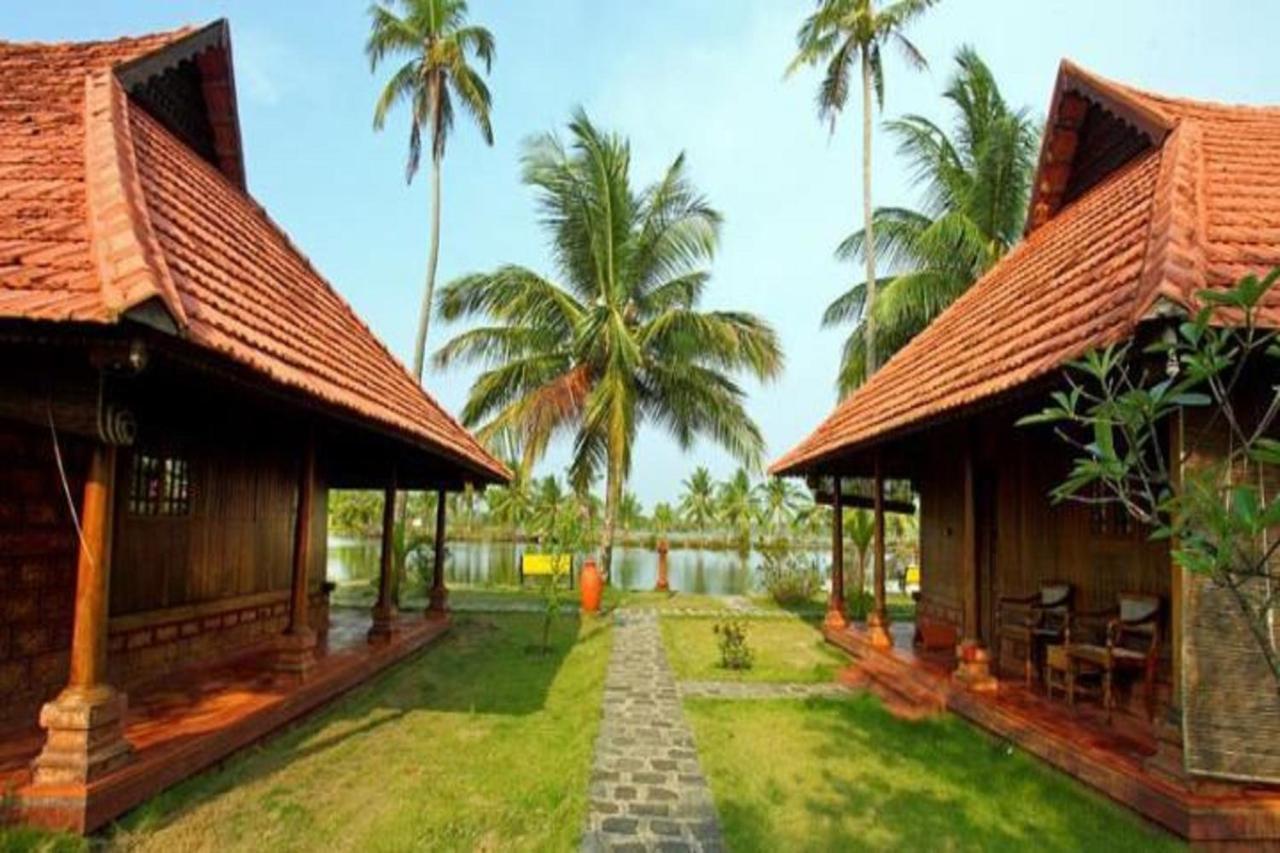 Kondai Lip Backwater Heritage Resort Коччи Экстерьер фото